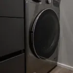 Modern With Ac, Dishwasher And Walk-in Closet *