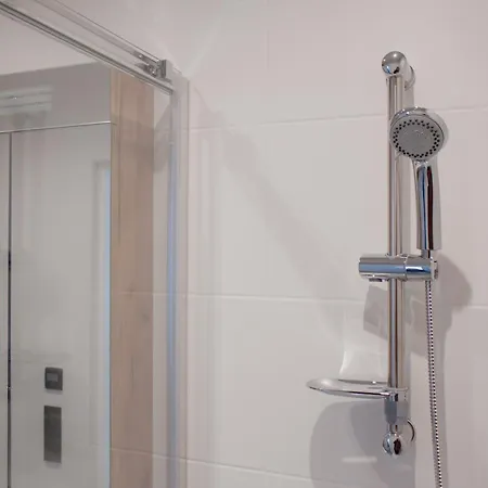 Modern With Ac, Dishwasher And Walk-in Closet Riga